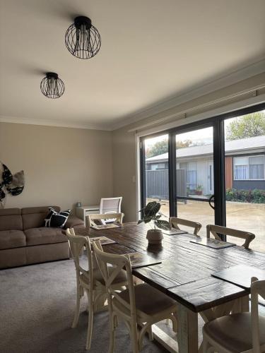 Deni's Home in Parkes