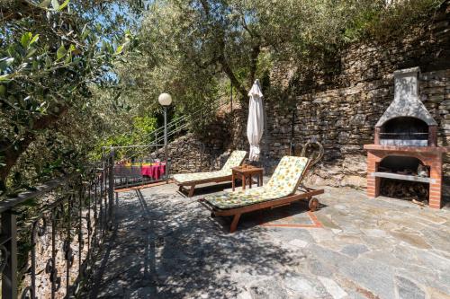 Casa LUCI con piscina privata tra Mare e Ulivi in Praelo
