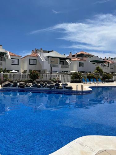 Private apartment, private solarium & 2 terraces et Piscine