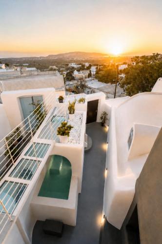 Noir Cave Villa - Private Jacuzzi & Sunset Terrace