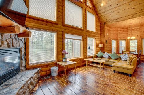 Hot Tub, Indoor Pool! Home 8 Mi To Heavenly Skiing - Fallen Leaf Lake, CA