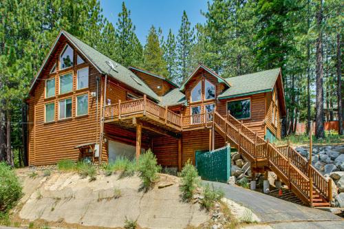 Lake Tahoe Home with Private Indoor Pool and Hot Tub! - image 12