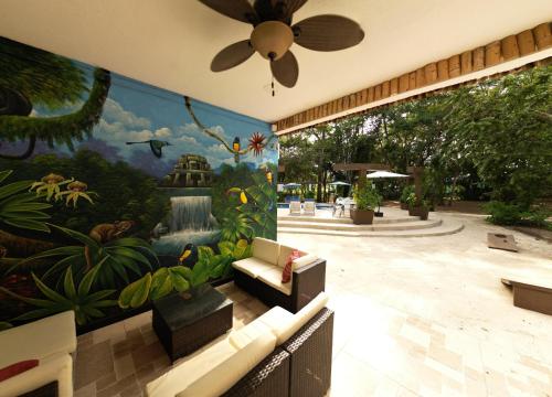 Létesítmények, Falling Leaves Lodge in San Ignacio