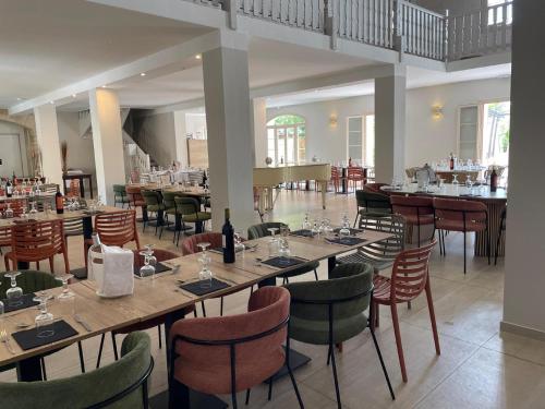 Restaurant, Best Western Le Clos de l'Aube Rouge Montpellier Est in Castelnau-le-Lez