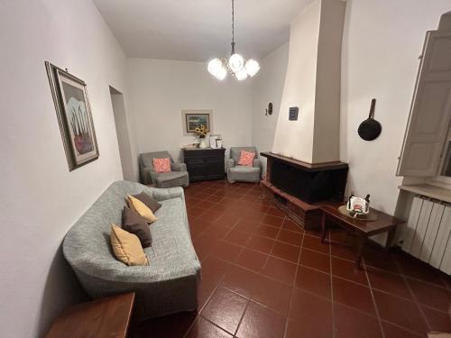 Casa Visconti in Fabbriche di Vallico