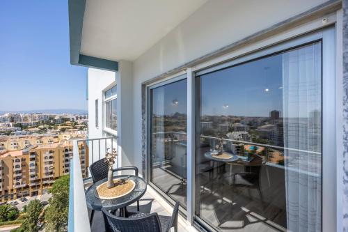 Apartamento com vista espetacular, ao lado da praia, by QoZzy 3