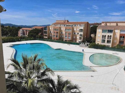 Bel Appartement T2 - Résidence Lagon Bleu - Piscine - Free WIFI
