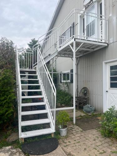 A szálláshely kívülről, Gloucester Woods Farms Scenic Stable Apartment on 147 Acres in Berkeley (ON)