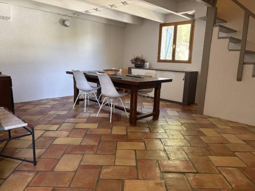 Létesítmények, Mas Proti Maison vue incroyable sur le Ventoux in Plaisians