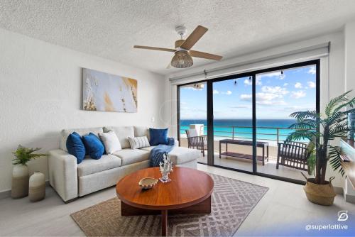 Incredible 2BD Beach Oceanfront in great location