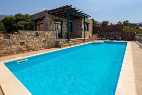 Elafonissi Villa with Amazing Sunset Views & Private Pool near Elafonissi