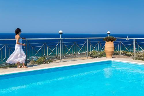 Elafonissi Villa with Amazing Sunset Views & Private Pool near Elafonissi