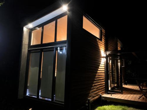 外觀, Tiny House - Big Luxury in 亞伯特鎮