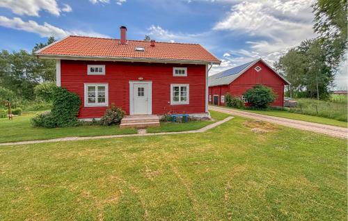 . Amazing Home In Örebro With Sauna