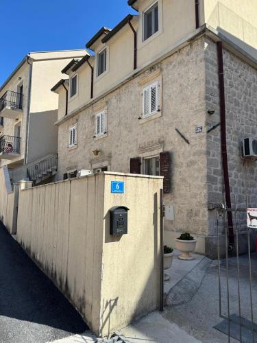 Studio Apartment Emi