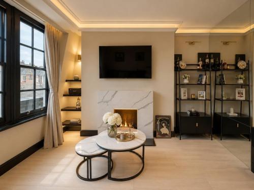 Boutique Luxury London Soho Apartment Sleeps 4