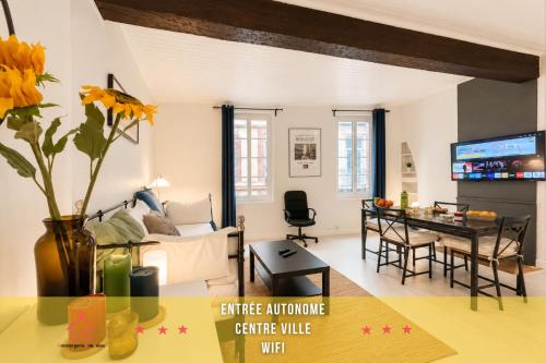 " Loft Citadin " Centre ville historique - Wifi
