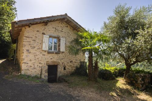 Maison En Pierres Proche Agnac gîte à louer Almont-les-Junies