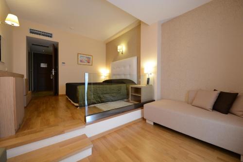 Arty Grand Hotel in Olympia