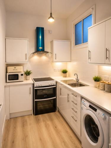 Ensuite Room In The City in Merchiston