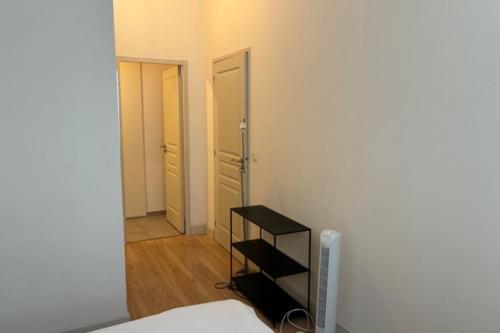 Roof terrace apartment in Avignon - image 3