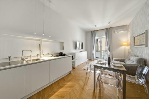 Alpha Domus 6 - White