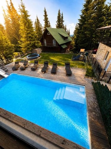 Exterior view of Transylvania Villa & Spa