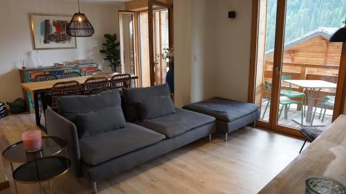 Chatel 3 bedroom, ski-in ski-out Bois Colombes