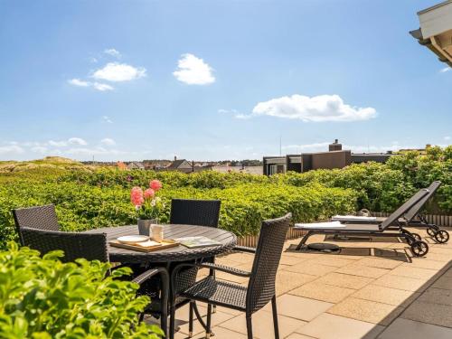 Balkon/terasa, Holiday Home Legolas - 50m from the sea by Interhome in Klitmoller