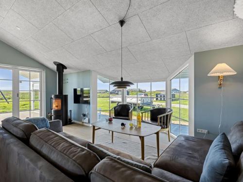  Holiday Home Mieka - 400m from the sea by Interhome in Løkken