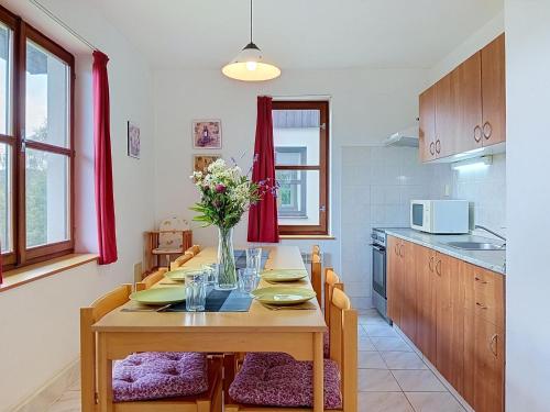Konyha, Holiday Home Green Valley Park Stárkov 14 by Interhome (Holiday Home Green Valley Park Starkov 14 by Interhome) in Stárkov