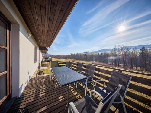 Erkély/terasz, Holiday Home Green Valley Park Stárkov 10 by Interhome (Holiday Home Green Valley Park Starkov 10 by Interhome) in Stárkov