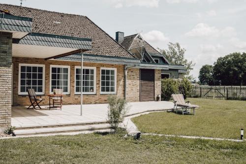 Balkons/terase, Luxus-Loft im Naturidyll mit Kamin und Garten in Grethem