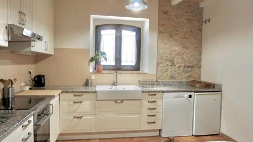 Can 28 in Bellcaire d'Emporda