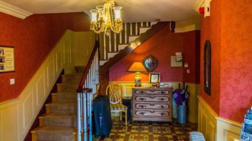 大堂, Tower View in 丁洛