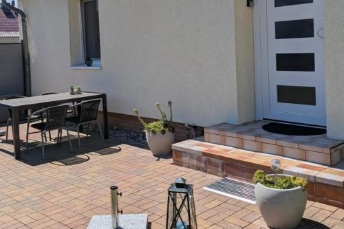Großzügige Ferienwohnung mit viel Platz zwischen Tollenseesee und Müritz (Großzugige Ferienwohnung mit viel Platz zwischen Tollenseesee und Muritz) in Klein Vielen