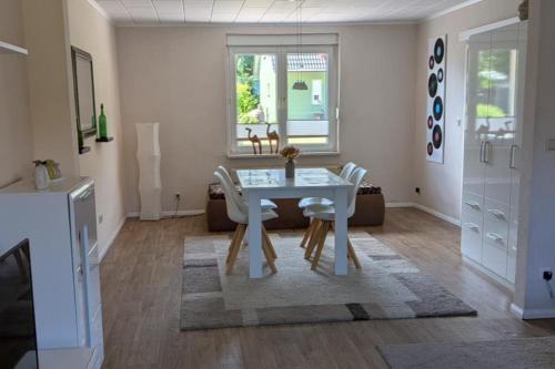 Großzügige Ferienwohnung mit viel Platz zwischen Tollenseesee und Müritz (Großzugige Ferienwohnung mit viel Platz zwischen Tollenseesee und Muritz) in Klein Vielen