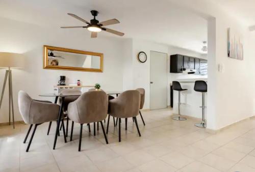 Cómoda Casa en Apodaca Fracc Privado WiFi 7PPL a 10 min del Aeropuerto