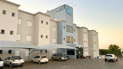 Exterior view of Ribs Hotel