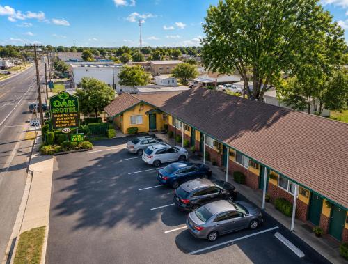 Bejárat, Oak Motel Modesto CA in Modesto (Kalifornia)