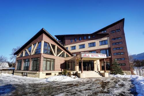 Hotel Ave Lux - image 6