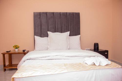 Affordable Lower Zambezi Safari Stay in Siavonga