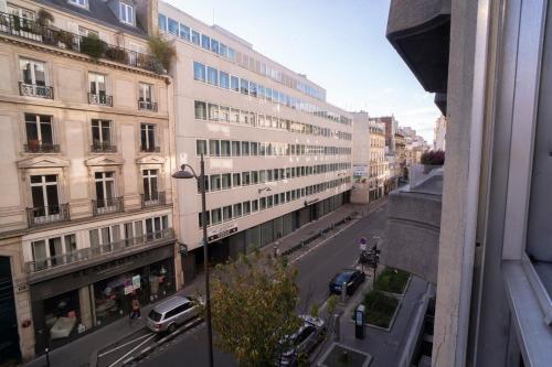 Modern accommodation near Parisian attractions - image 8