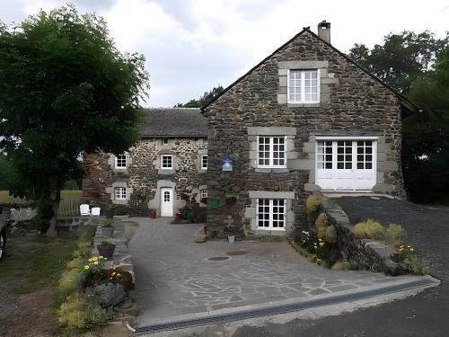 Exterior view, La Maison De Suzanne in Ruynes-en-Margeride