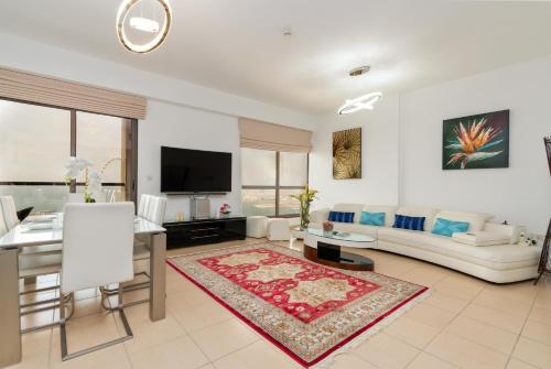 Amazing 2 Bedroom in Dubai, Dubaj