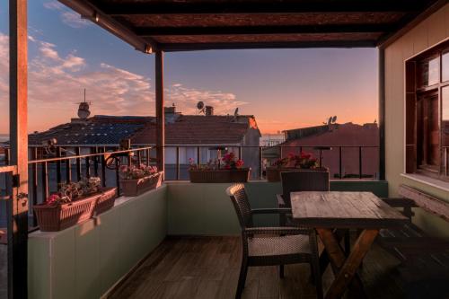 Balcony/terrace, YOLO Hostel in İstanbul