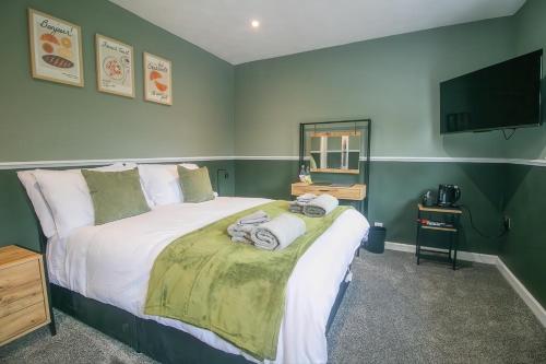 Bronte Breaks in Bradford