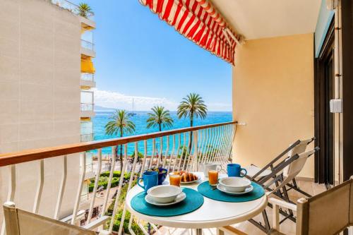 Appartement 1 chambre Vue Mer avec Terrasse, Plage à 1 min à pied