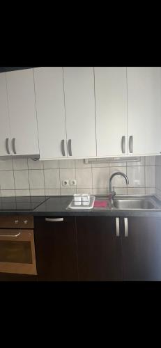 Apartments by Lidija in Medno