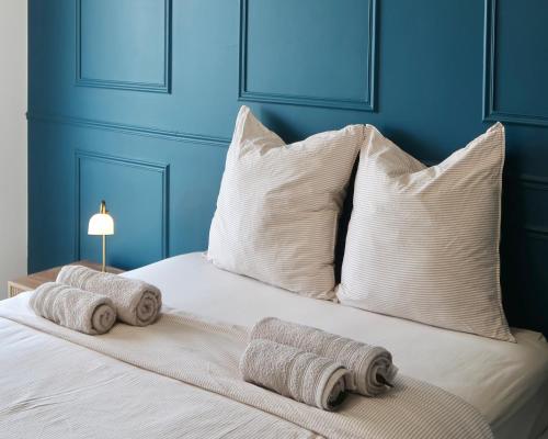 Guestroom, L'Ecrin Parisien - T3 Design - Le Bourget - CDG in Le Bourget